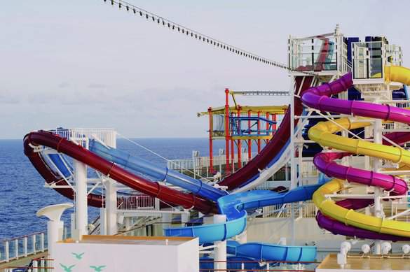NCL Norwegian Breakaway Aqua Park 1.jpeg